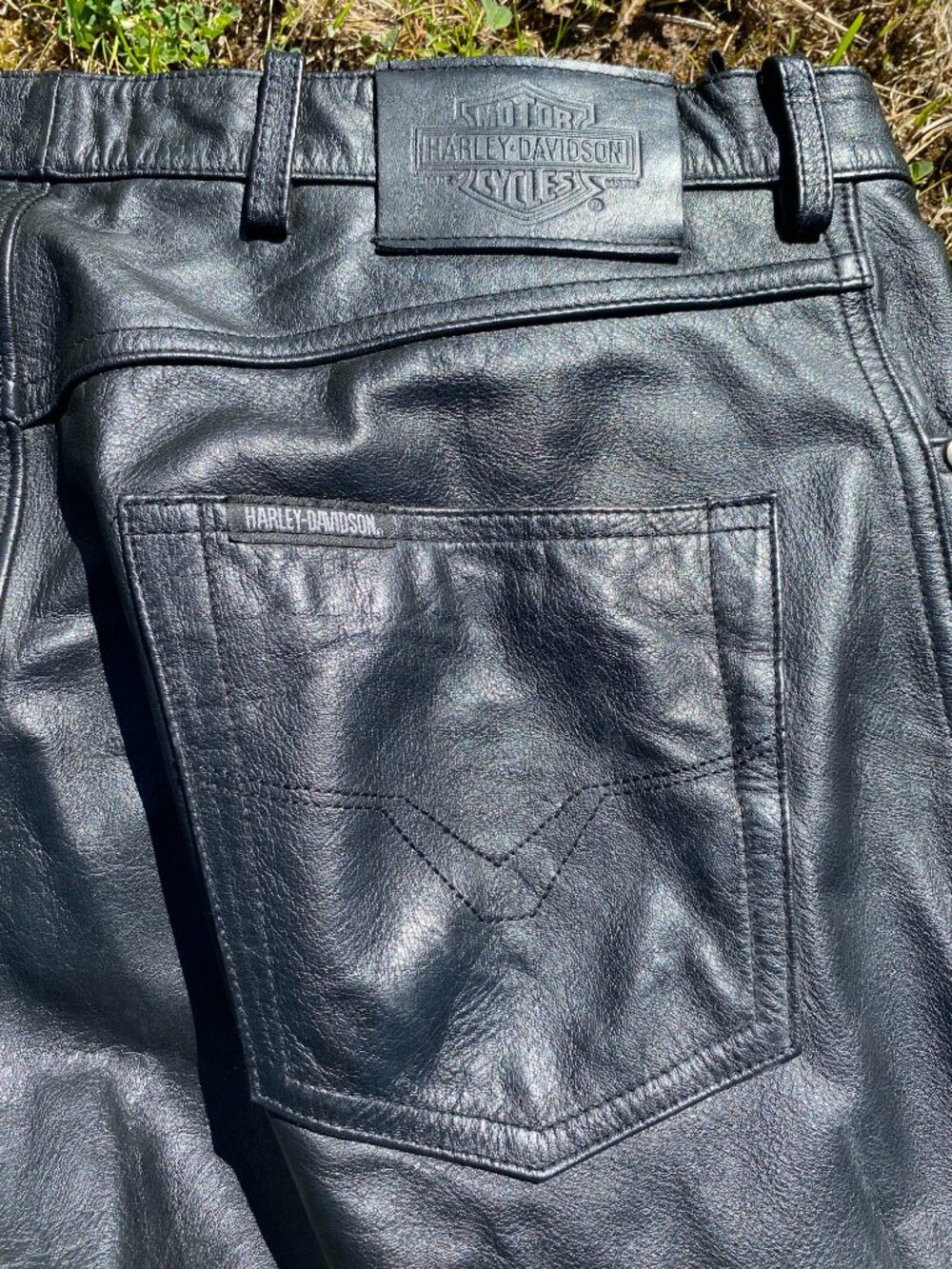 Genuine Harley Davidson Black Leather Pants - SZ 34 - Like New! - Picture 3 of 4